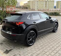 مازدا CX-30